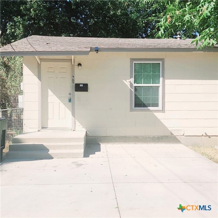 707 Atkinson Ave in Killeen, TX - Building Photo