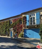 7398 Pyramid Pl in Los Angeles, CA - Building Photo