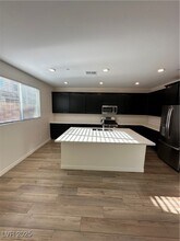 828 Astra Peak St in Henderson, NV - Building Photo - Building Photo