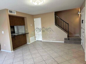 10203 N 7th Pl in Phoenix, AZ - Building Photo - Building Photo