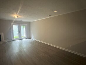 2958 Iron Gate Ln in Charlotte, NC - Building Photo - Building Photo