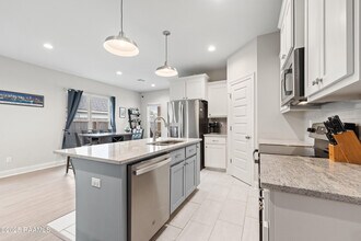 108 Harvest Ln in Abbeville, LA - Building Photo - Building Photo