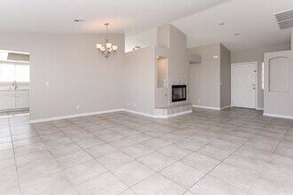 3432 Shonna Way in North Las Vegas, NV - Building Photo - Building Photo