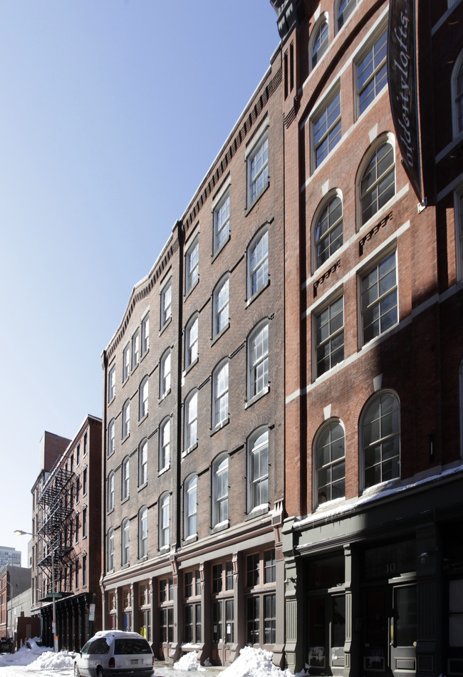 Black Horse Condo in Philadelphia, PA - Foto de edificio - Building Photo