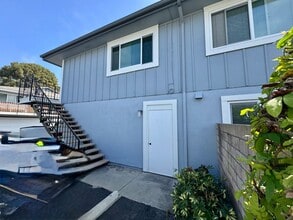 4638 Via Vista Cir in Huntington Beach, CA - Building Photo - Building Photo