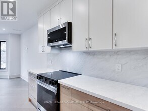 357 Dovercourt Rd in Toronto, ON - Building Photo - Building Photo