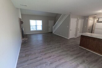 1912 Mirtle Grove Ct in Columbia, MO - Building Photo - Building Photo