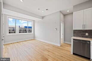 1733-41 N 2nd St in Philadelphia, PA - Building Photo