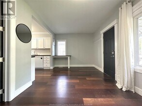 921 Jefferson Blvd in Windsor, ON - Building Photo - Building Photo