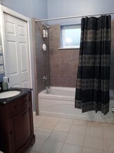 6117 NE 9th Ave in Portland, OR - Building Photo - Building Photo