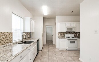 3215 Sapphire Star Dr in Houston, TX - Building Photo - Building Photo