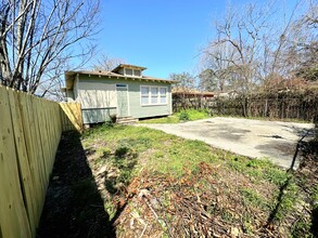 1704 South St in Baton Rouge, LA - Foto de edificio - Building Photo