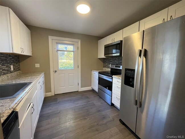 101 Delafield St in Poughkeepsie, NY - Building Photo - Building Photo