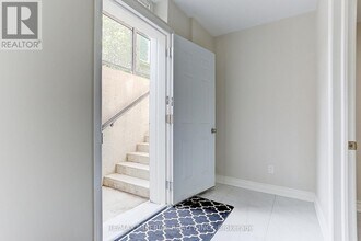 88 Drumern Crescent in Richmond Hill, ON - Building Photo - Building Photo