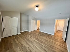 River's Edge Apartments in Green Island, NY - Building Photo - Building Photo