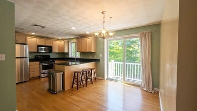 11 Endicott St in Peabody, MA - Building Photo - Building Photo