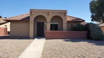 2737 N Salem in Mesa, AZ - Building Photo