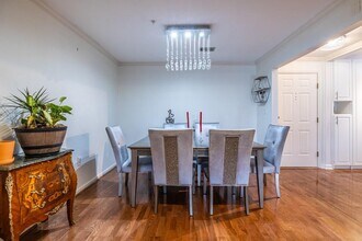 27301 Plantation Dr NE in Atlanta, GA - Building Photo - Building Photo