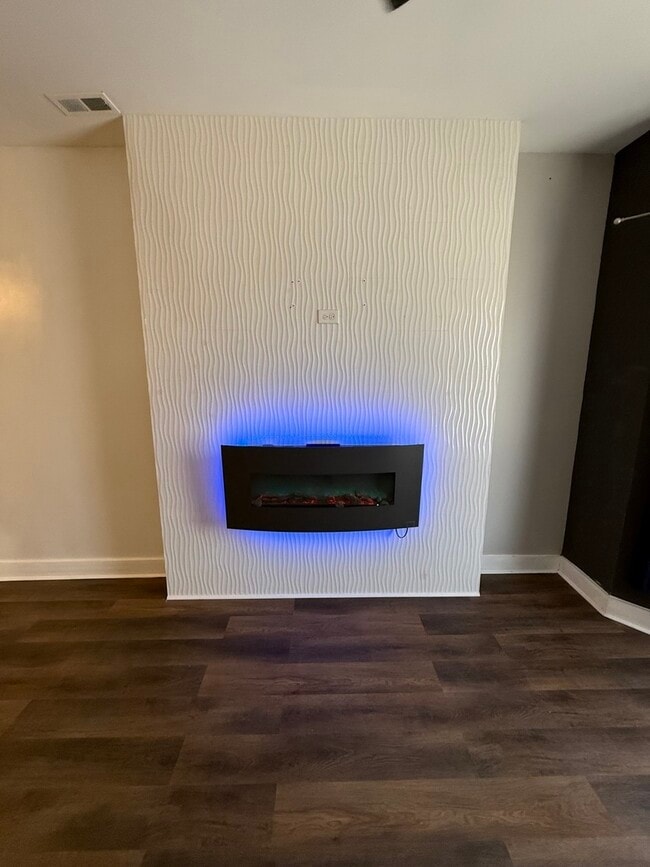 6833 S Calumet Ave in Chicago, IL - Building Photo - Building Photo