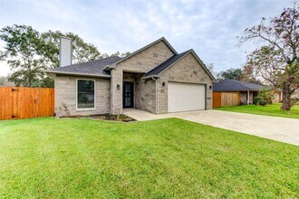 1513 Sherl St in League City, TX - Building Photo - Building Photo