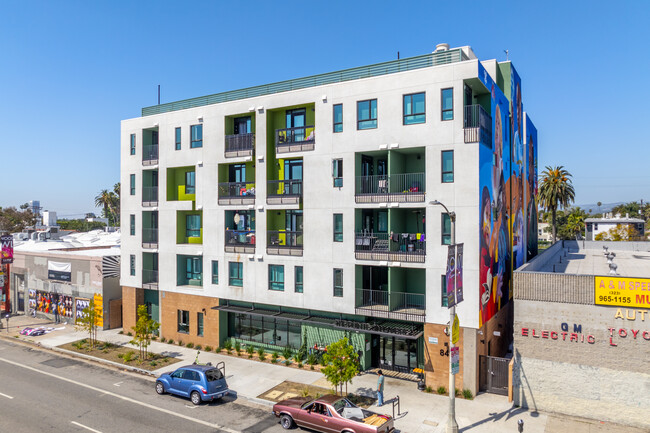 The Pointe on La Brea in Los Angeles, CA - Building Photo - Building Photo