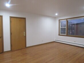 9201 S Pulaski Rd in Evergreen Park, IL - Building Photo - Building Photo