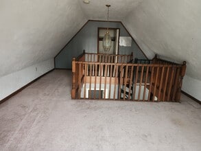 985 Mammoth Rd, Unit A in Pelham, NH - Foto de edificio - Building Photo