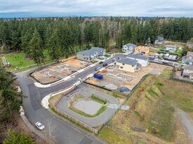 17313 82nd Avenue East in South Hill, WA - Building Photo