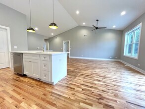 517 Cobblestone Cir in Harvard, IL - Building Photo - Building Photo