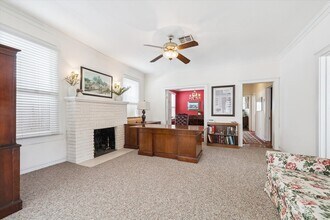 512 Heights Blvd, Unit 700-302 in Houston, TX - Building Photo - Building Photo