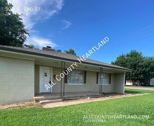property at 501 W 2nd St