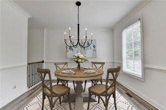 6892 Roswell Rd NE in Sandy Springs, GA - Building Photo - Building Photo