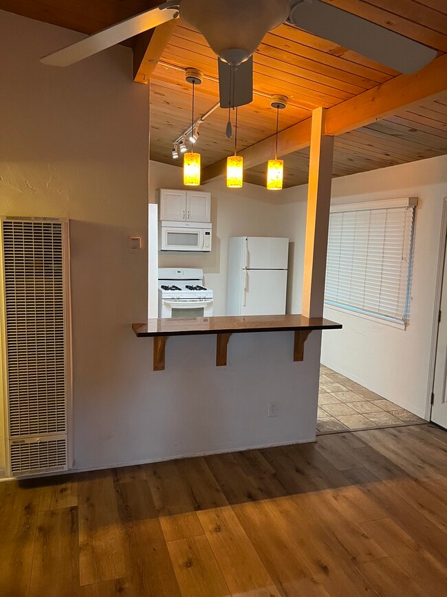 170 Casa St, Unit Apt. A in San Luis Obispo, CA - Foto de edificio - Building Photo