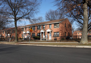 Ashford Manor in Washington, DC - Building Photo - Building Photo