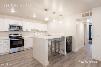 911 S Main St-Unit -301 in Ann Arbor, MI - Building Photo - Building Photo