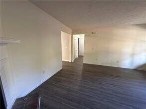 1979 Patterson Cir in Lawrenceville, GA - Building Photo - Building Photo