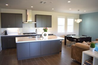 15160 Lincoln Lp in San Diego, CA - Building Photo - Building Photo