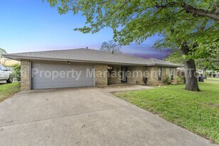 2907 Ashbury Dr in Arlington, TX - Building Photo