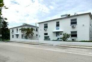 715 2nd Ave S in Lake Worth Beach, FL - Building Photo