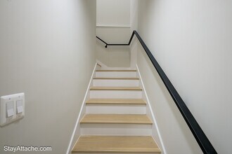 2301 Ontario Rd NW, Unit 102 in Washington, DC - Foto de edificio - Building Photo