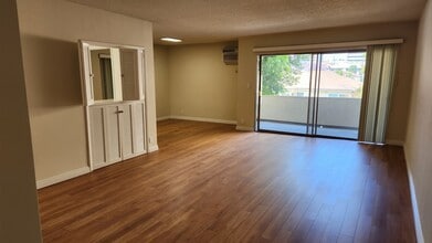1637 Veteran Ave, Unit 3 in Los Angeles, CA - Foto de edificio - Building Photo