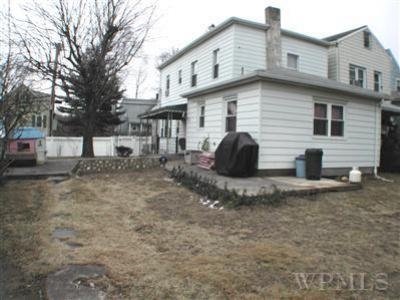 10 Ogden Ave in Dobbs Ferry, NY - Building Photo