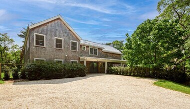 1 Settlement Ct in East Hampton, NY - Building Photo - Building Photo