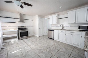 913 NW 48th St in Oklahoma City, OK - Building Photo