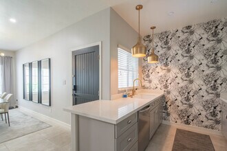 11333 N 92nd St, Unit 1075 in Scottsdale, AZ - Building Photo - Building Photo