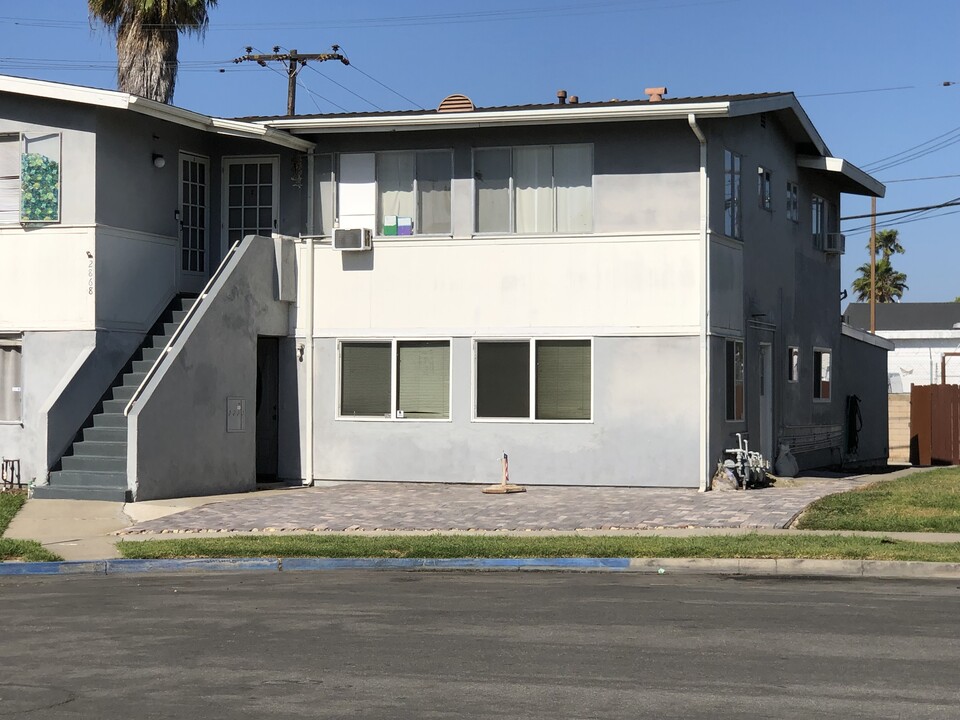 2868 Hickory Pl, Unit A in Costa Mesa, CA - Foto de edificio