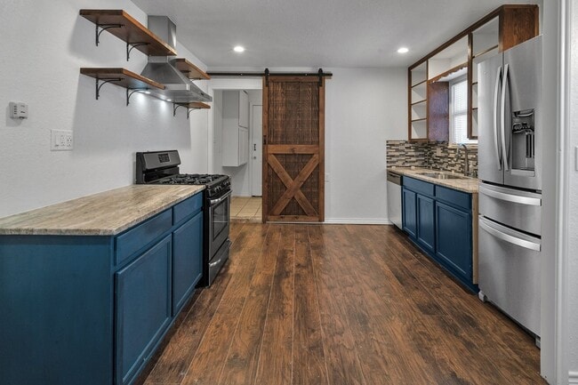 property at 162 Mc Dougal Ave