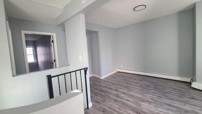 6206 Newkirk Ave in North Bergen, NJ - Foto de edificio - Building Photo