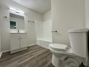 410 Oakwood Ave, Unit 12 in Hot Springs, AR - Building Photo - Building Photo