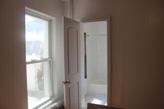 273 E 39th St in Brooklyn, NY - Building Photo - Building Photo